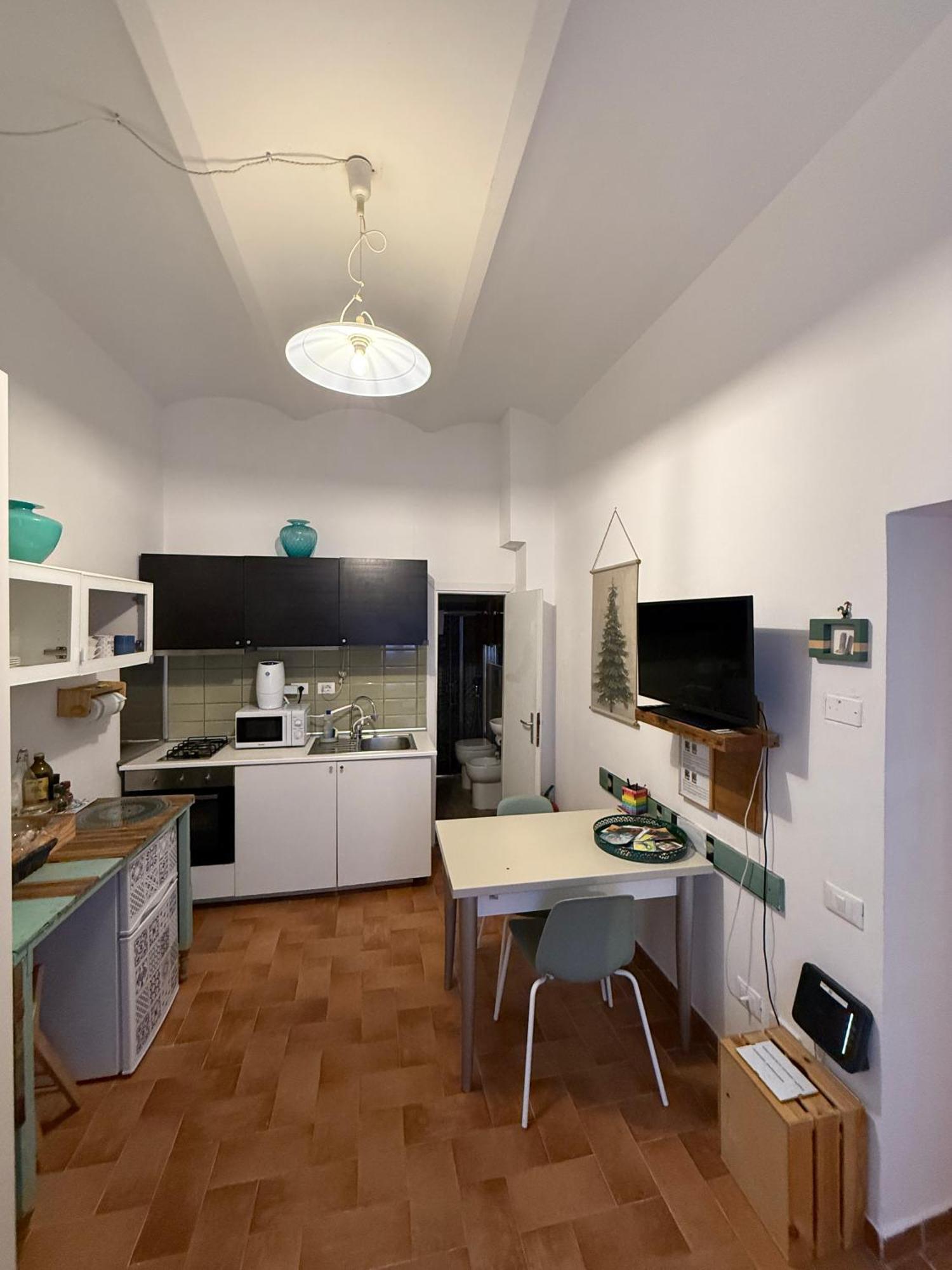 Nel Bel Mezzo Di Pisa Apartment Bagian luar foto